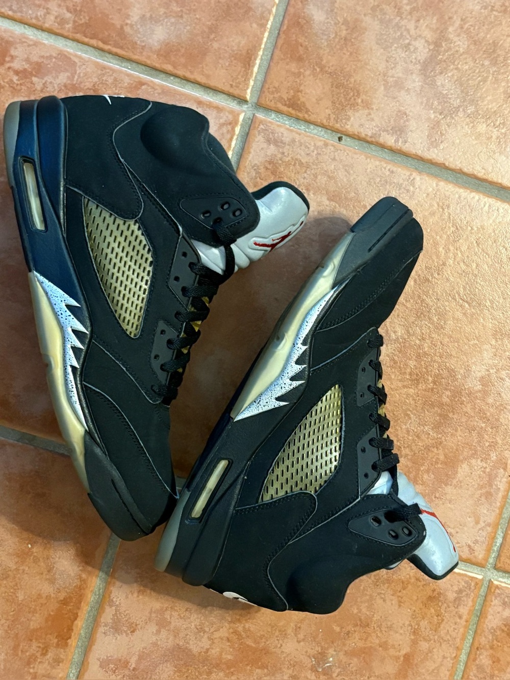Nike Air Jordan 5 Retro Black Metallic Gold Men’s Sneakers 2016 Sz 14